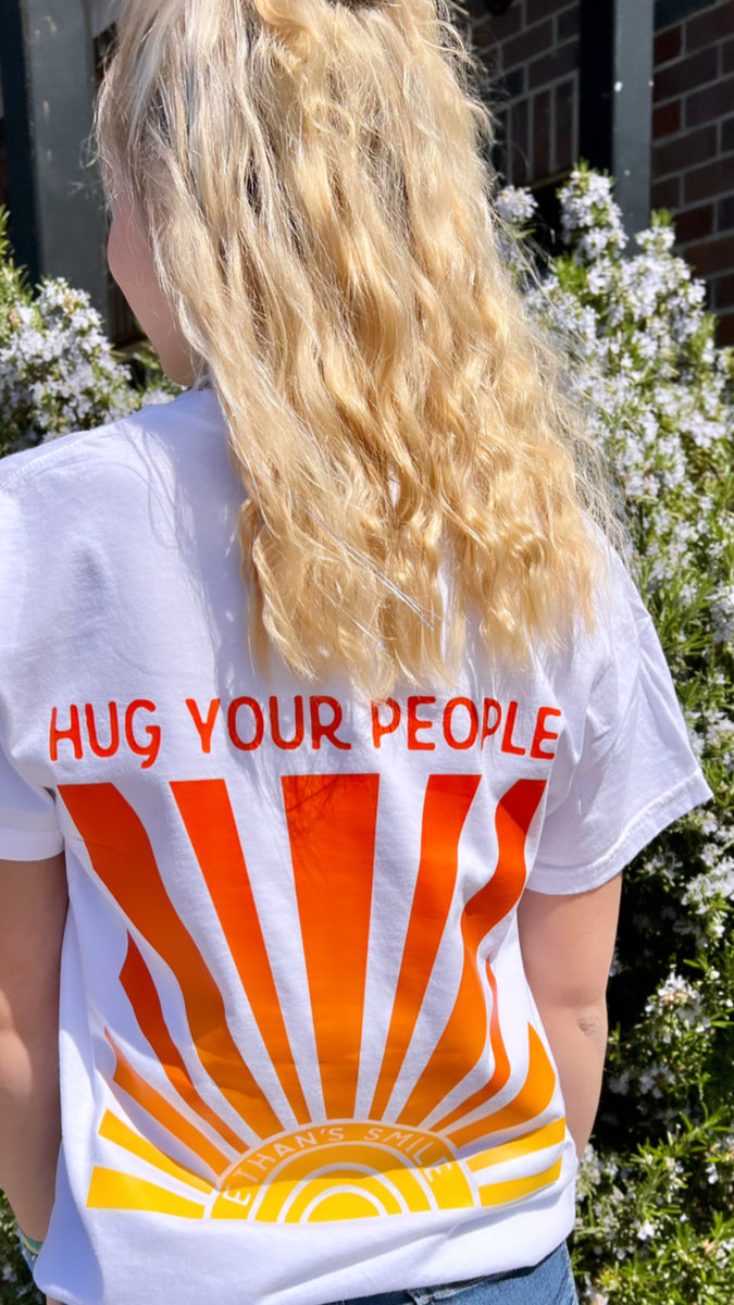 ES- HUG YOUR PEOPLE Tee – Arlington Hardware & Lumber