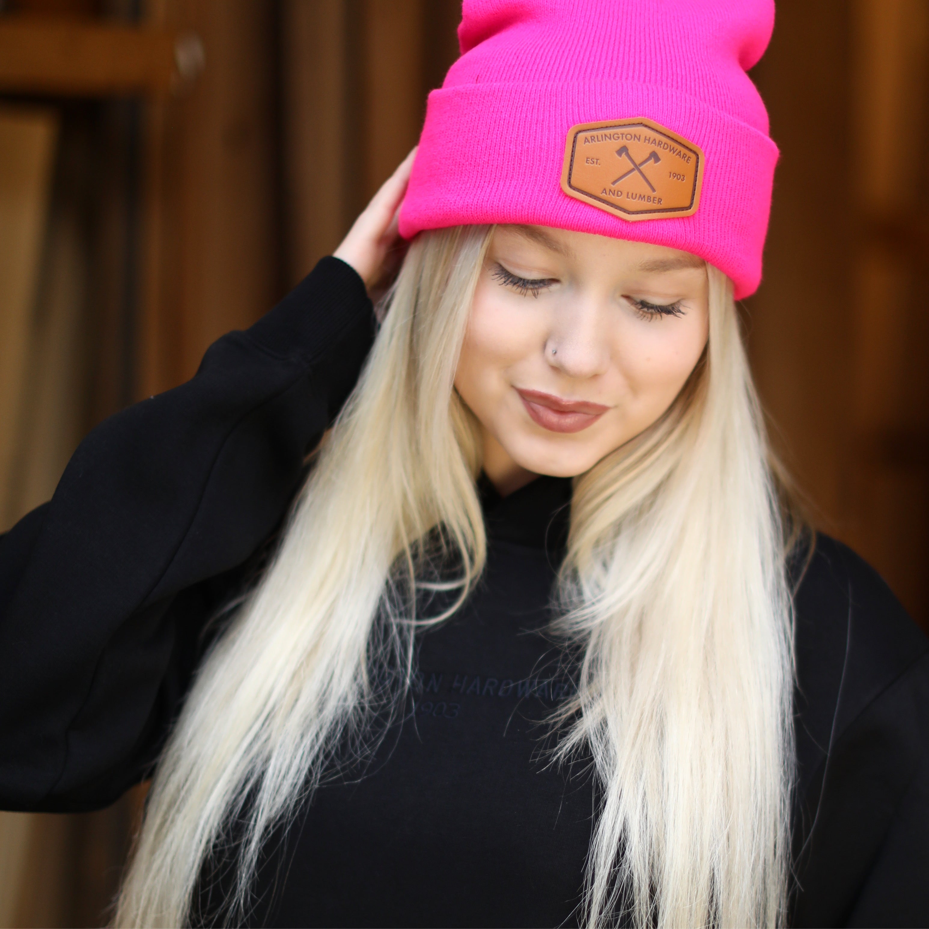 帽子 LUV IS TRUE x atmos pink RC LIGHT BEANIE LUVISTRUE × atmos pink RC LIGHT BEANIE PINK（ラブイズ